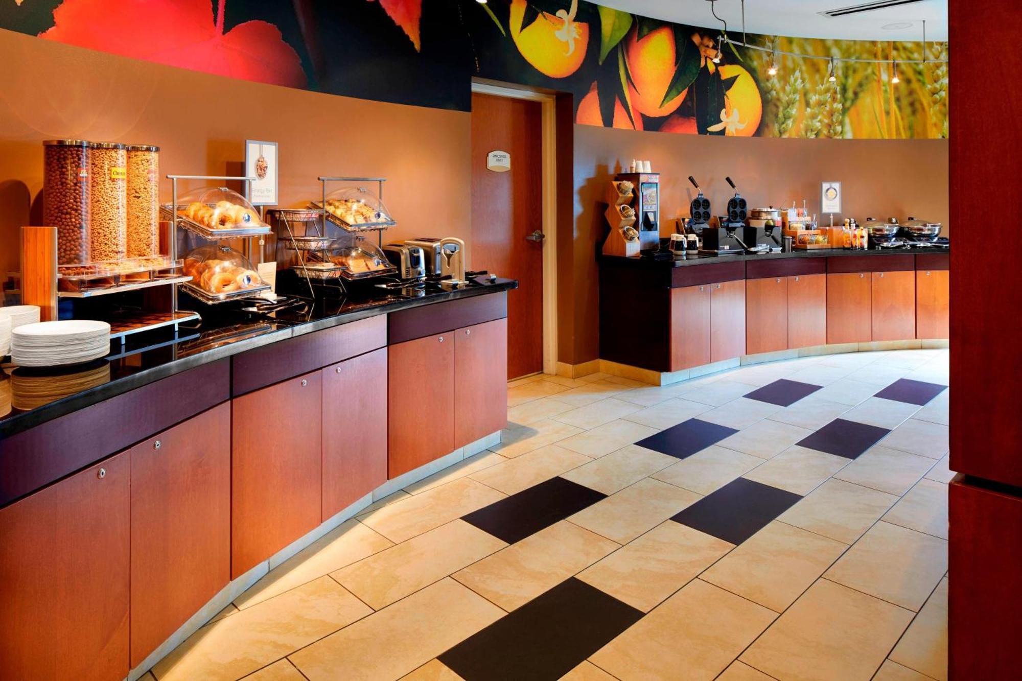 Fairfield Inn & Suites By Marriott Cumberland Exterior foto